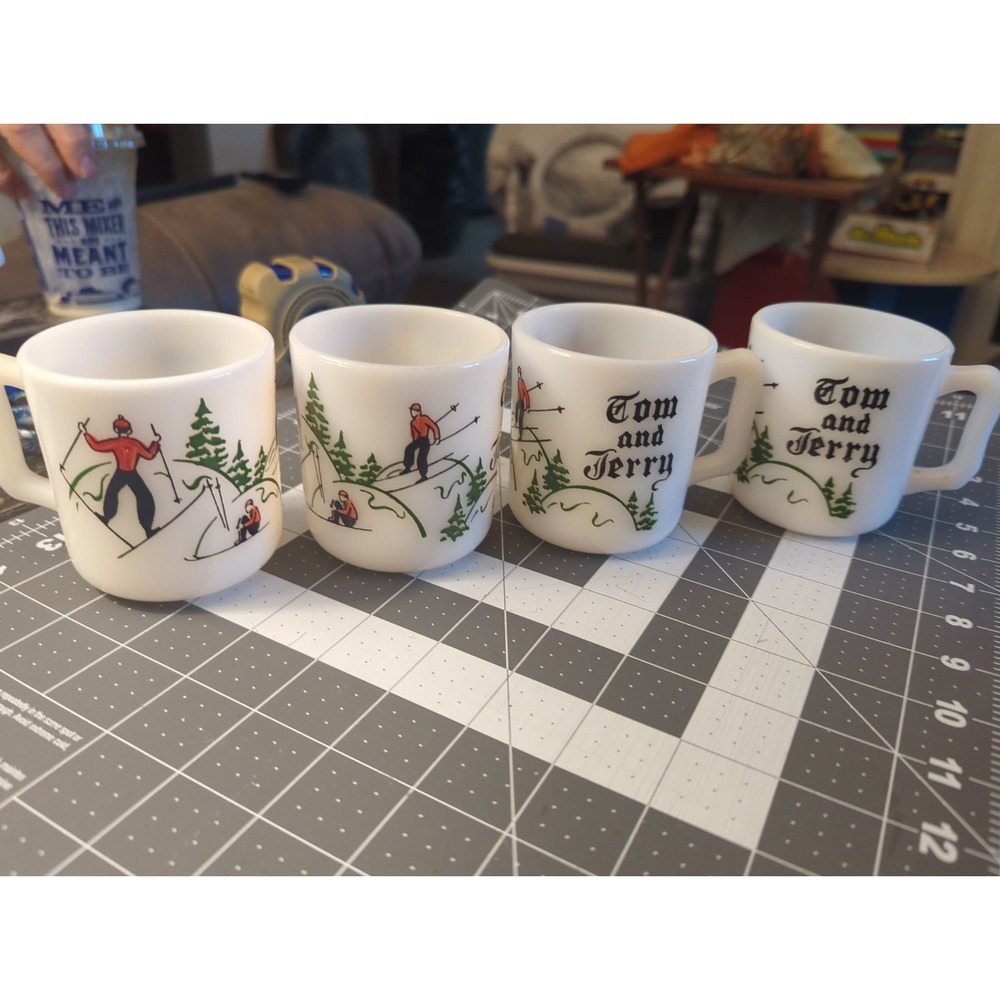 4 Vintage Tom Jerry Mugs Ski Skier Cups Tea Egg Nog Holiday Christmas Party 50's